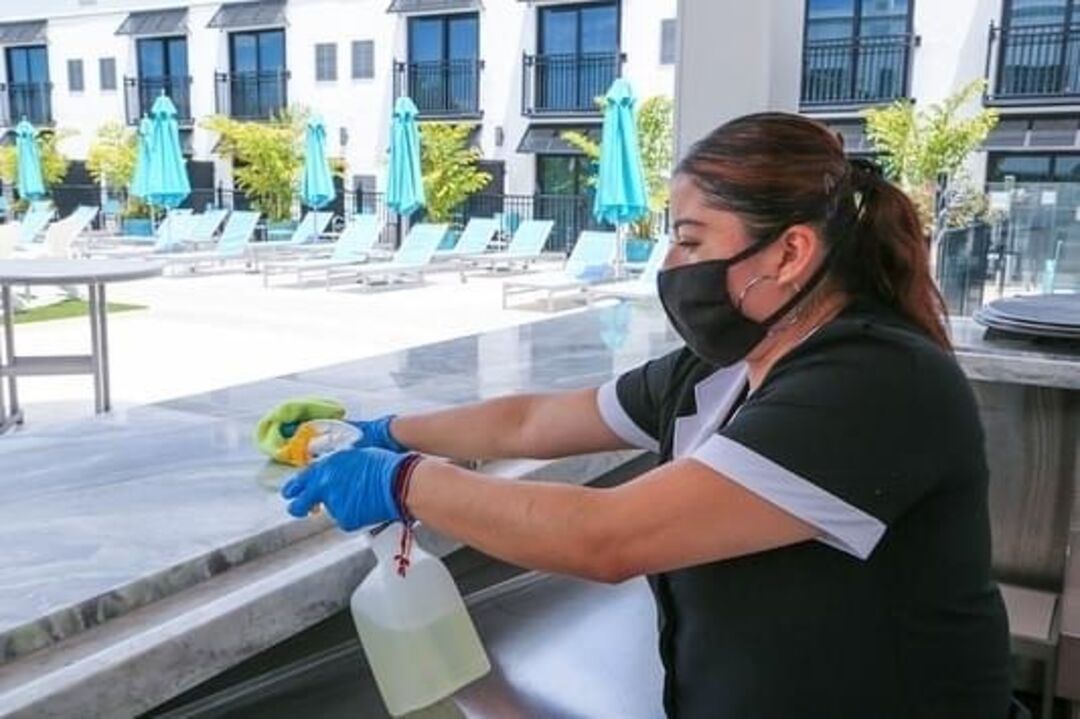 Inn on Fifth-Outdoor Cleaning-4155
