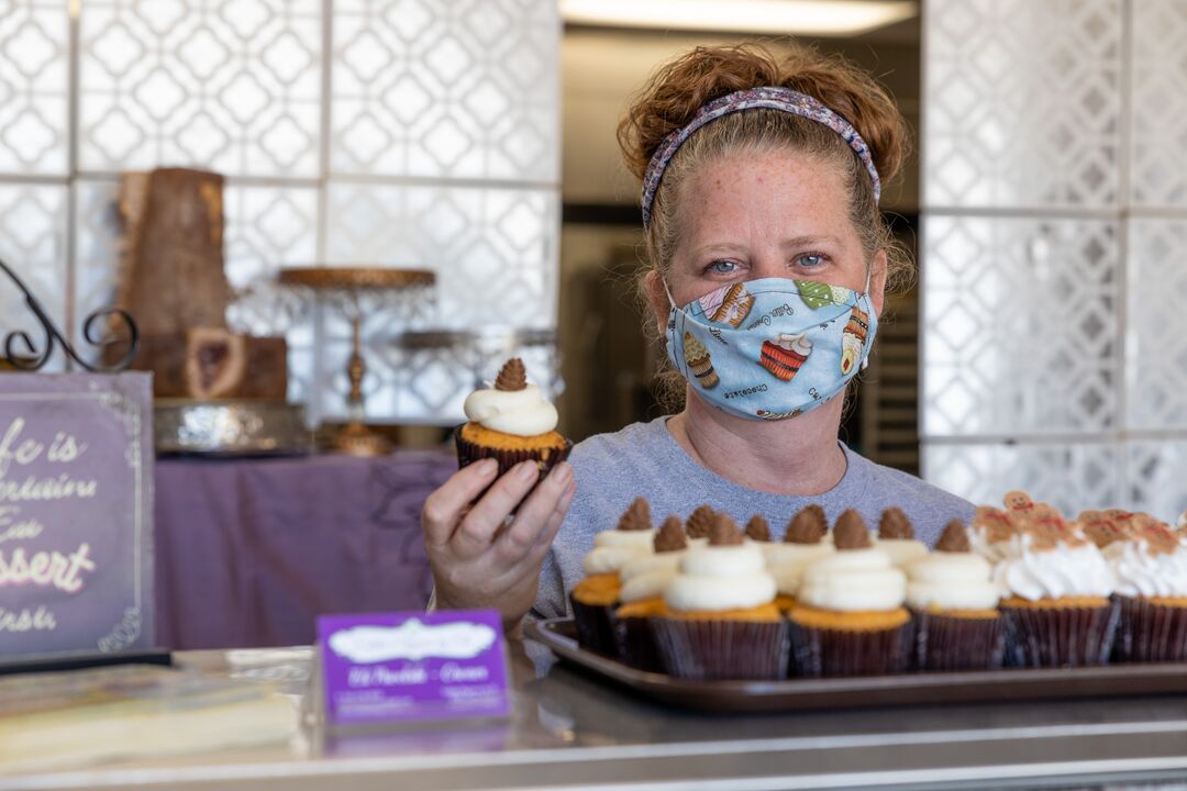 Cupcakes - Edible Elegance by Eli