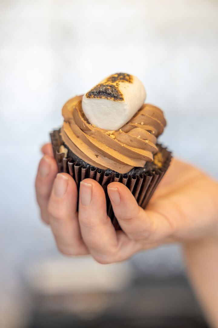 Cupcakes - Edible Elegance by Eli