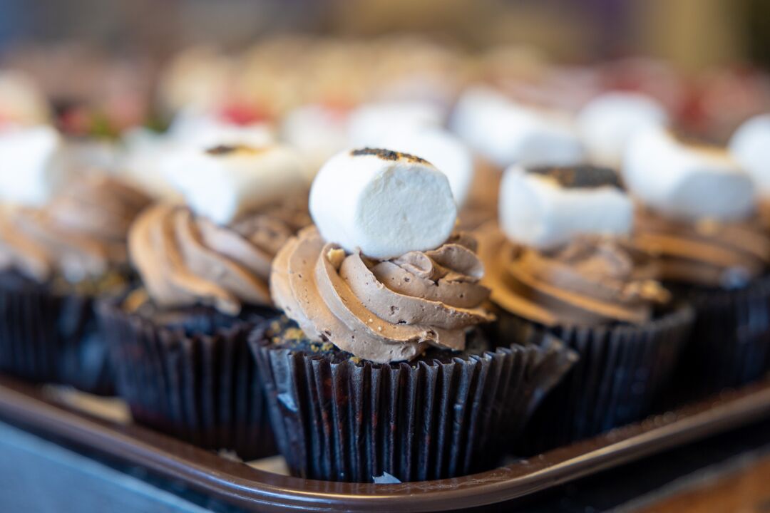 Cupcakes - Edible Elegance by Eli