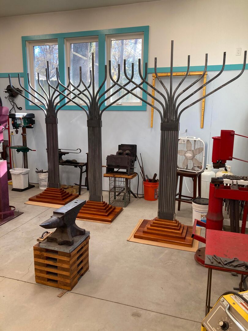 RNS-Large-Menorah08 120820