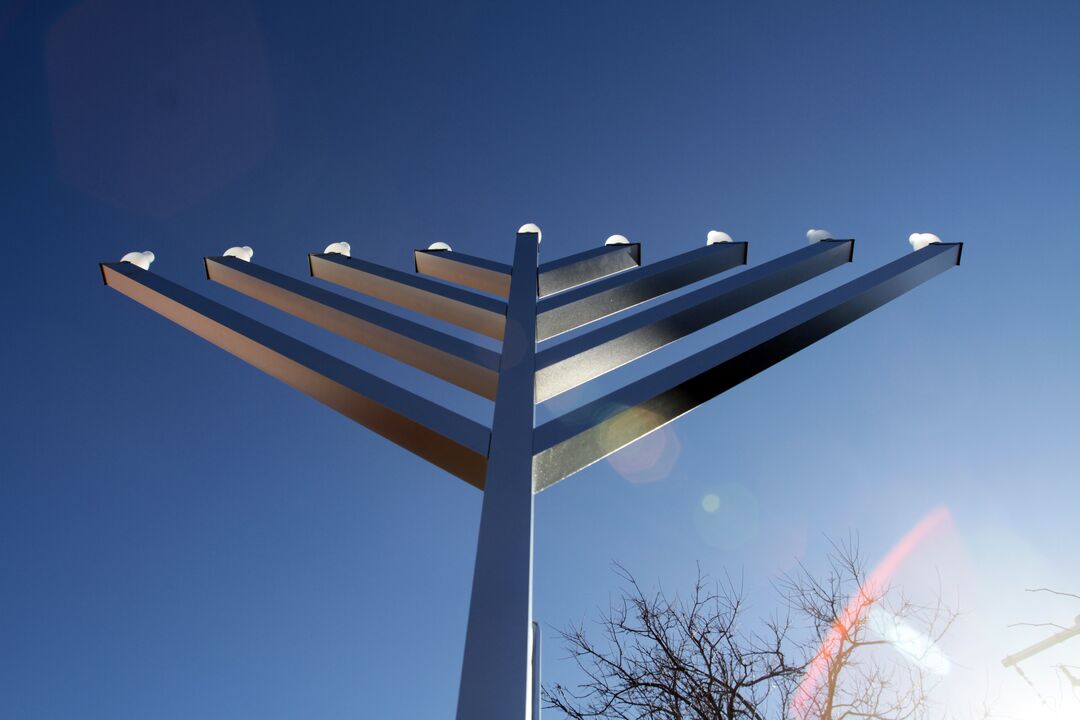RNS-Large-Menorah04 120820