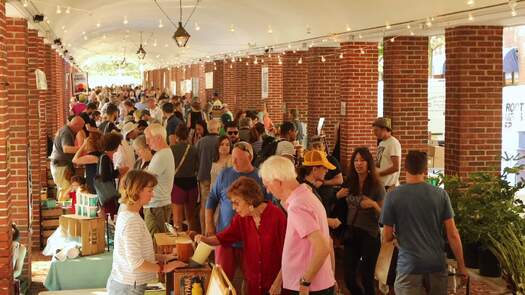 Headhouse Square Farmers Market