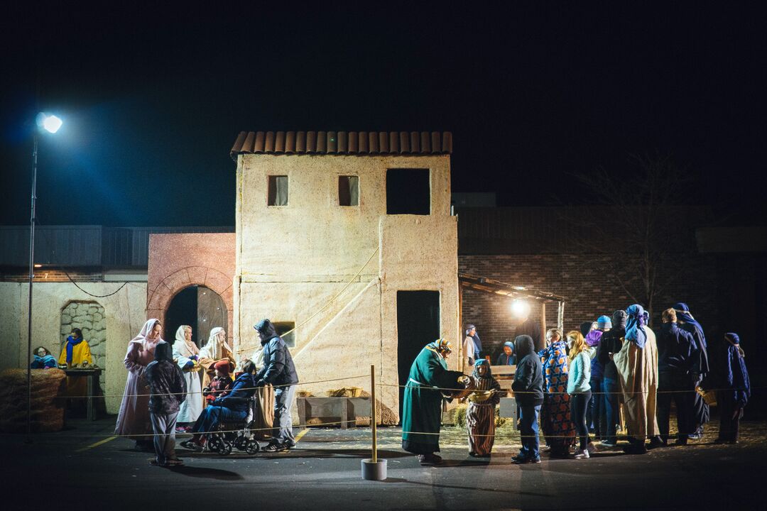 RNS-Live-Nativity3 120420