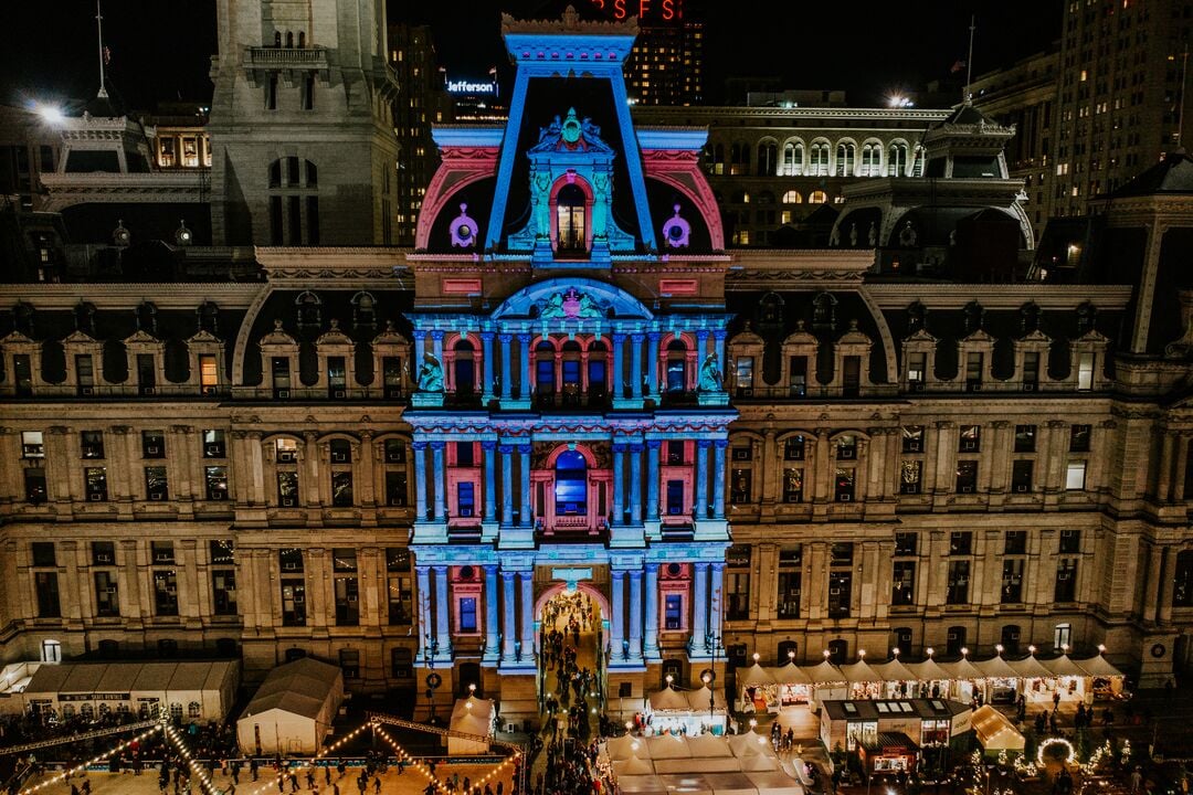 6ABC Holiday Light show at City Hall