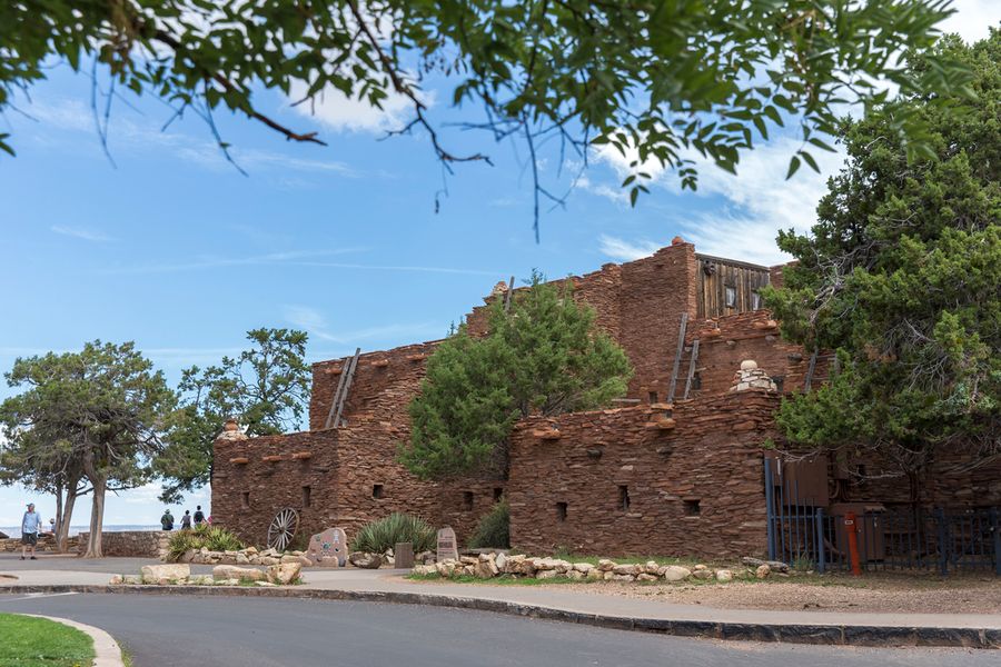 Hopi House, Grand Canyon National Park_credit Xanterra Travel Collection