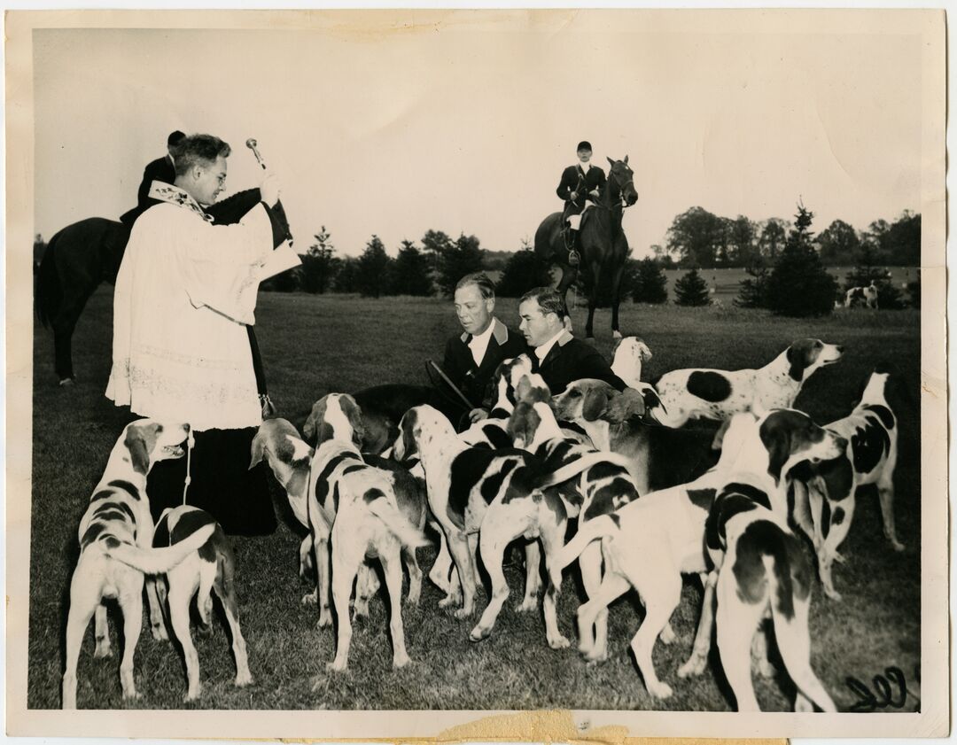 RNS-Hound-Hunt-Club 1948