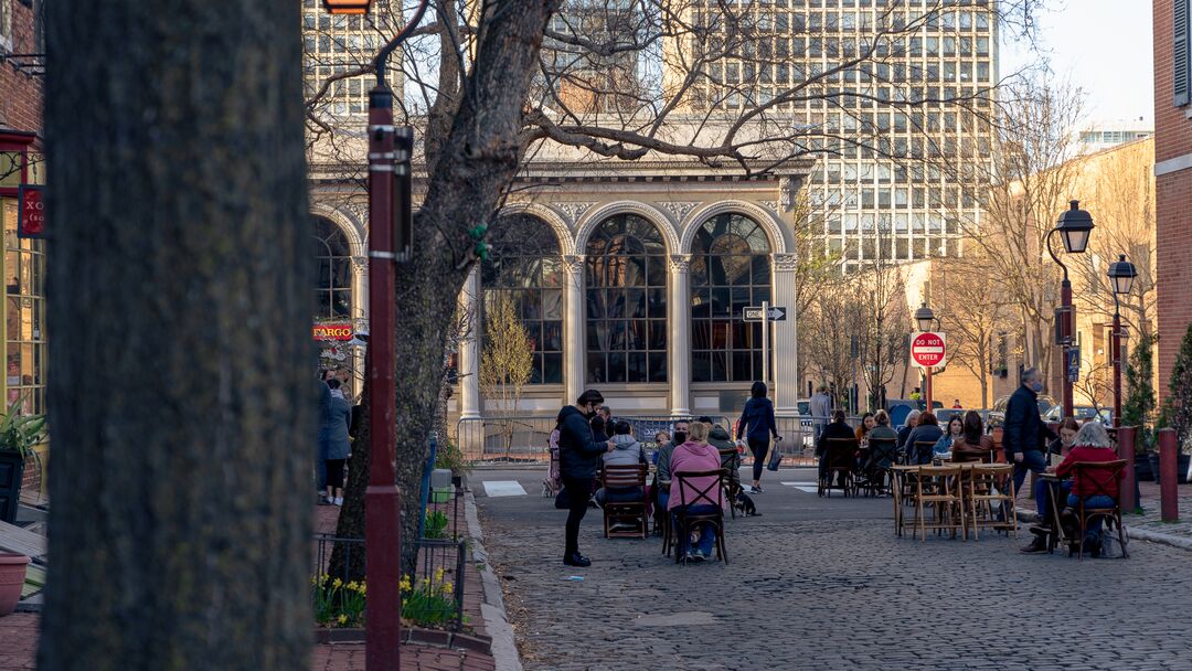 Headhouse Square