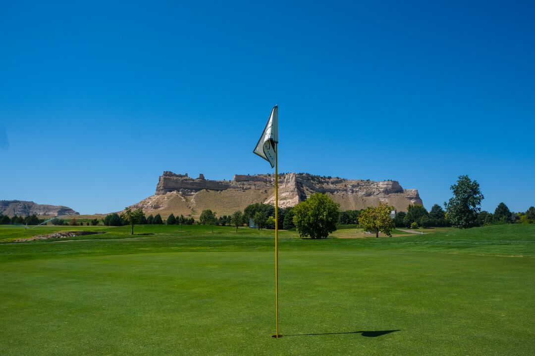 Monument Shadows Golf Course