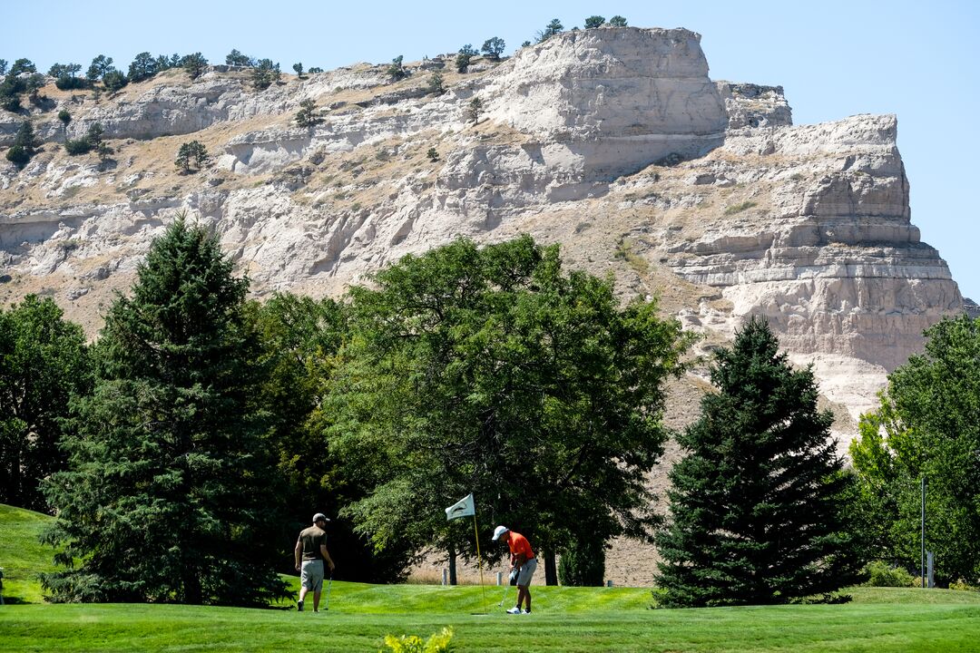 Monument Shadows Golf Course