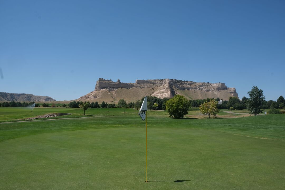 Monument Shadows Golf Course