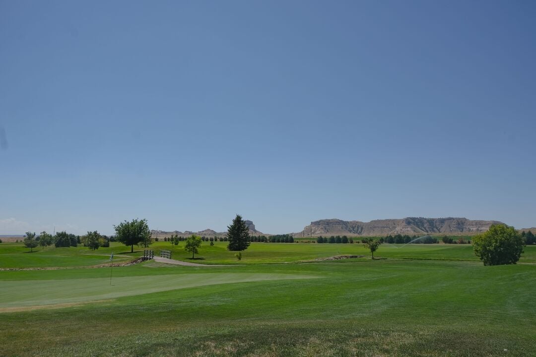 Monument Shadows Golf Course