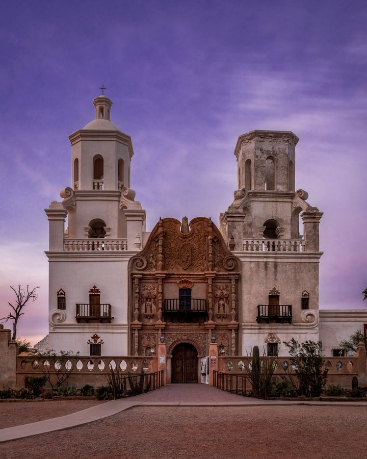 San Xavier del Bac Mission_credit Andrés Lobato