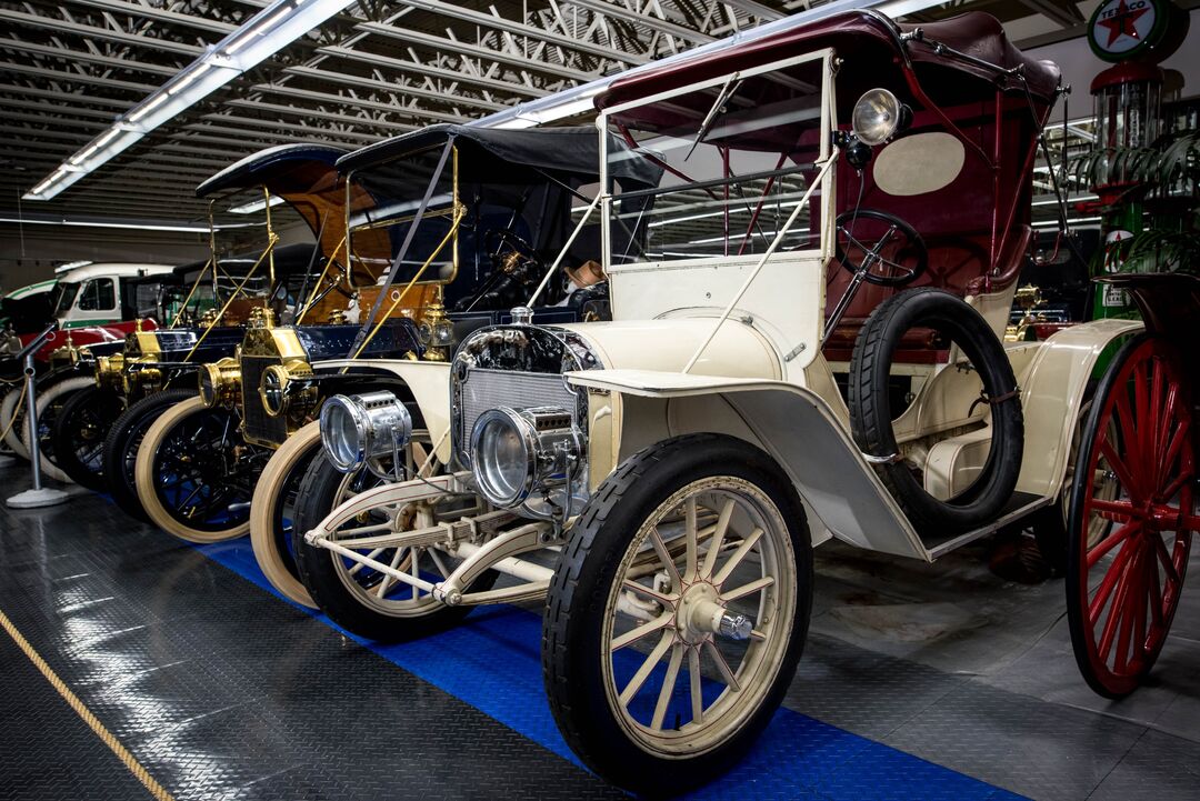 Automobile Museum Antique Cars (1)