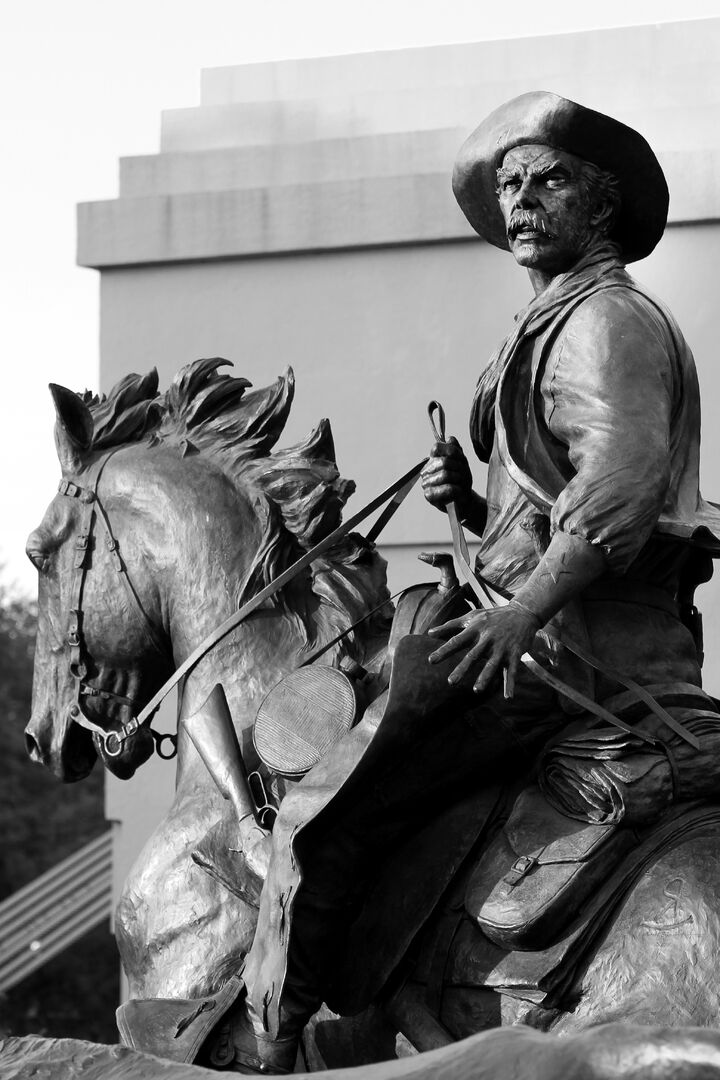 Waco - Bronze Statues 04-02-11 01