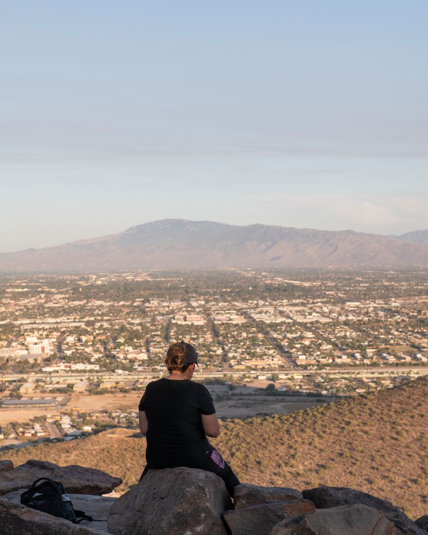 Overlooking City_credit Enrique Noriega