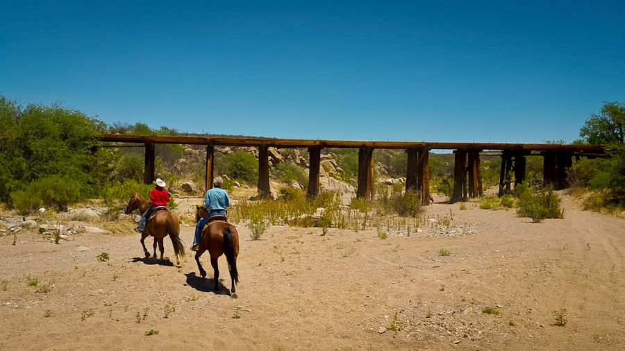 Tombstone Monument Guest Ranch