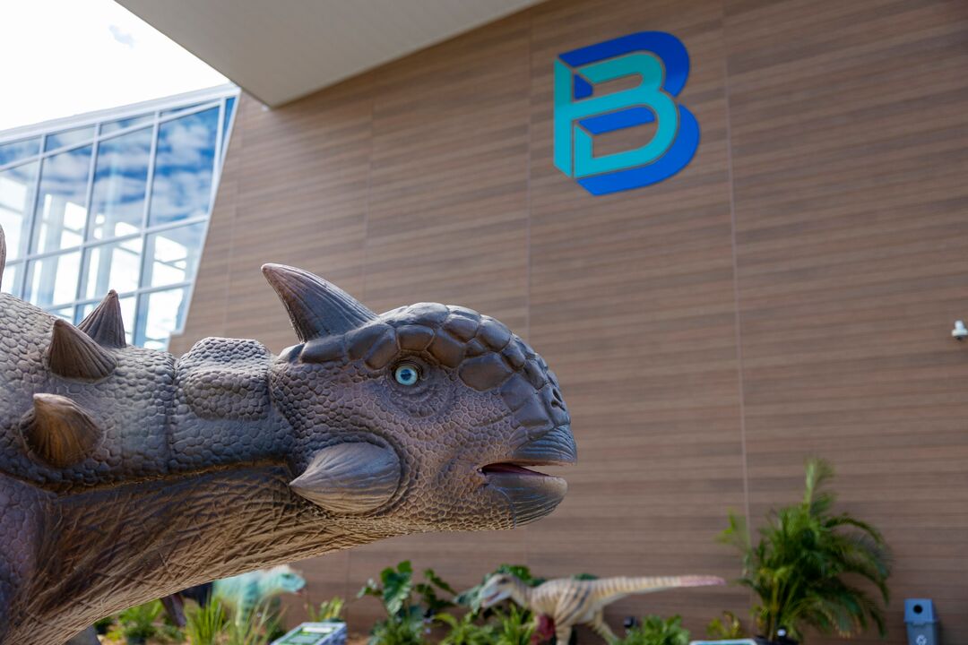 DINOVenture