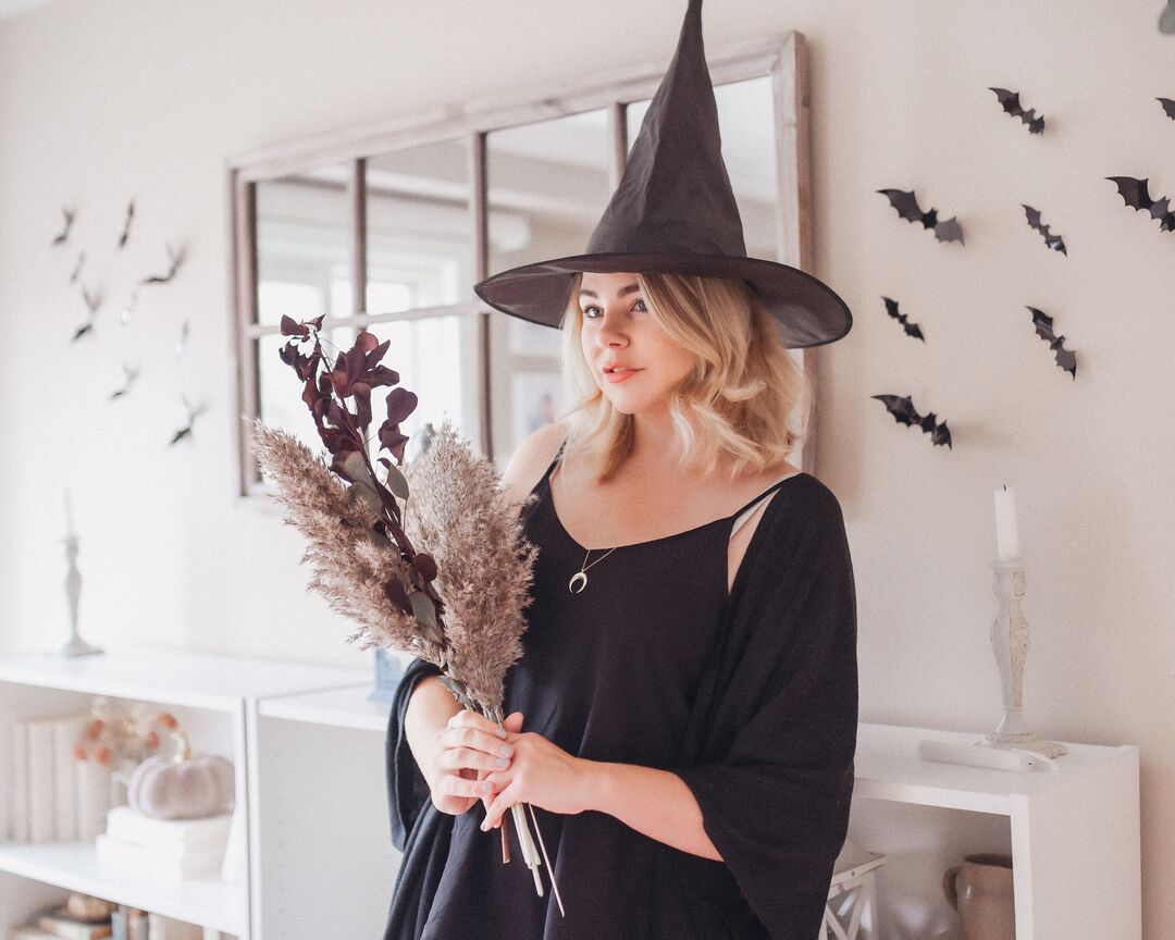 RNS-Witch-Halloween-Popular1 102921