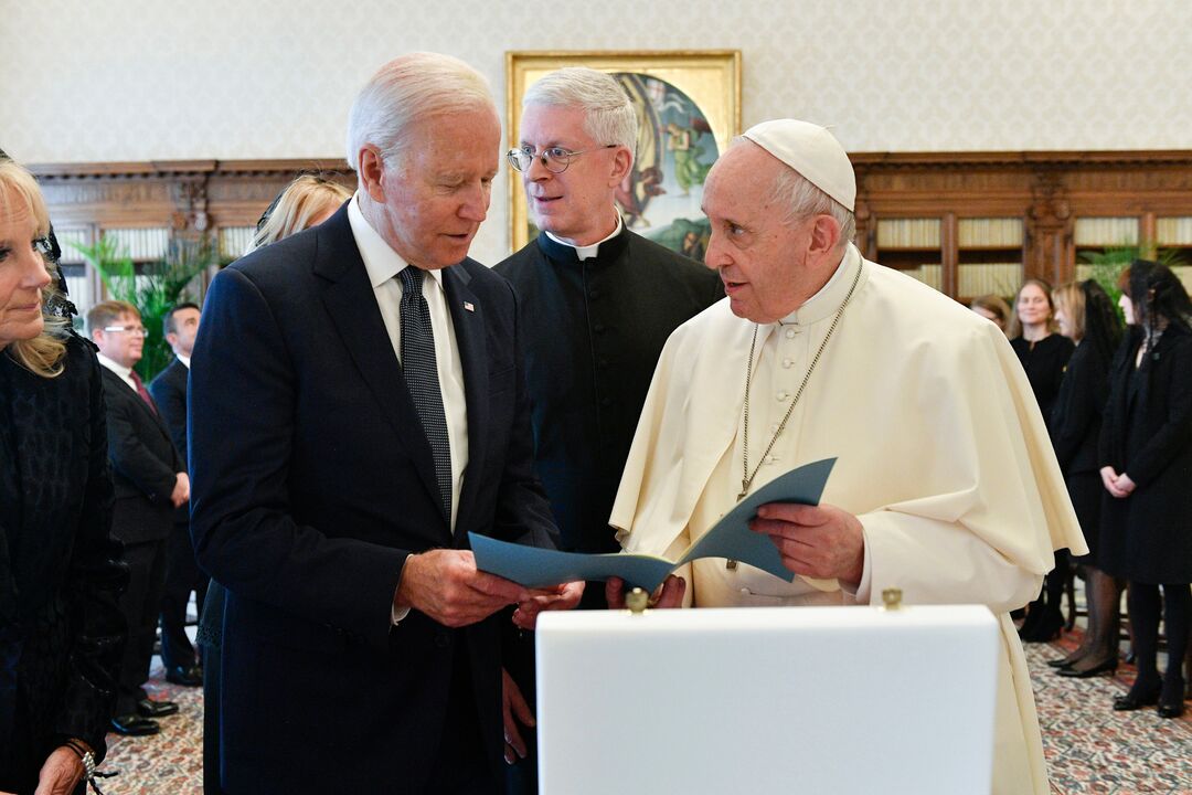 RNS-Biden-Francis1 102921