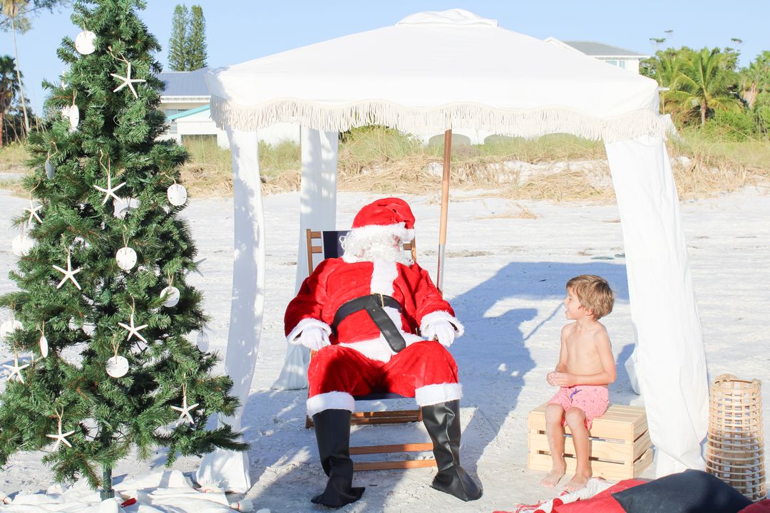 Santa on the Beach - Beach Suites