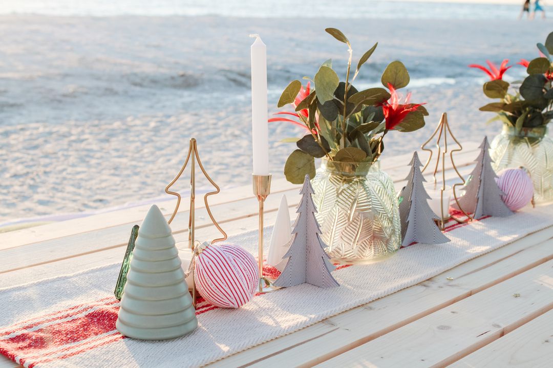 Santa on the Beach - Beach Suites