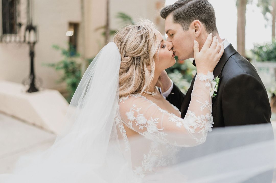 Natalie & Joe - Tara Tomlinson