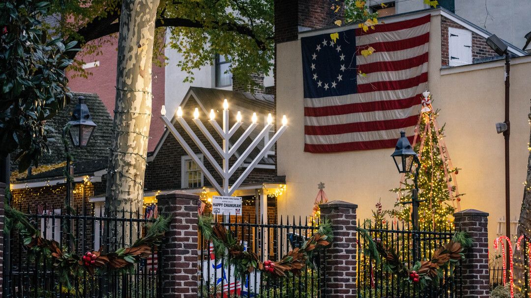 Betsy Ross House Holiday