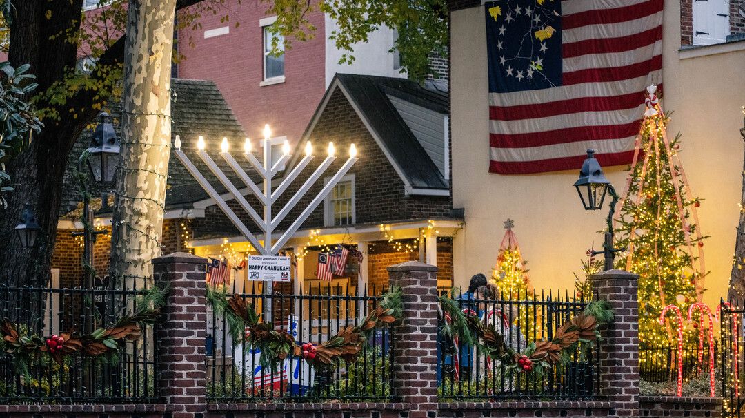 Betsy Ross House Holiday