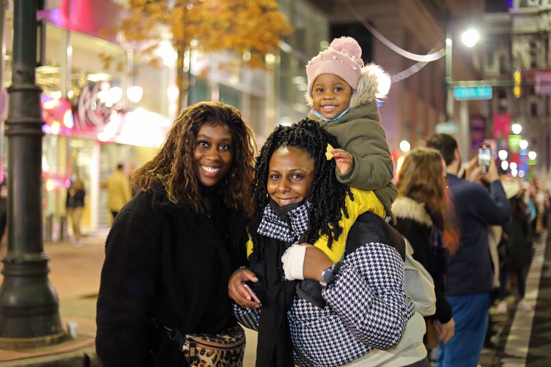 Visit Philly Holiday Parade