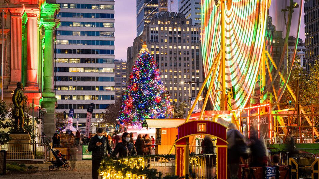 Visit Philly Holiday Tree