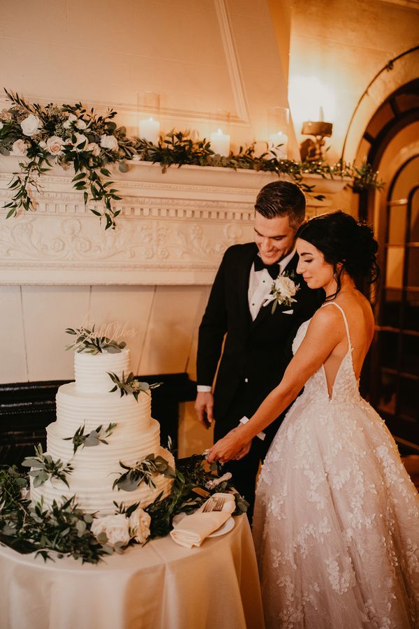 Joelle & Tom Sicking Wedding - Arianna J Photography