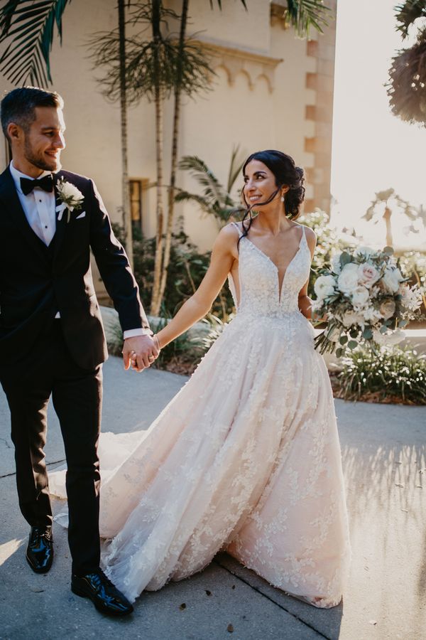Joelle & Tom Sicking Wedding - Arianna J Photography