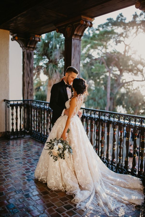 Joelle & Tom Sicking Wedding - Arianna J Photography