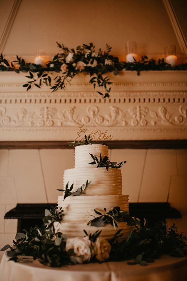 Joelle & Tom Sicking Wedding - Arianna J Photography