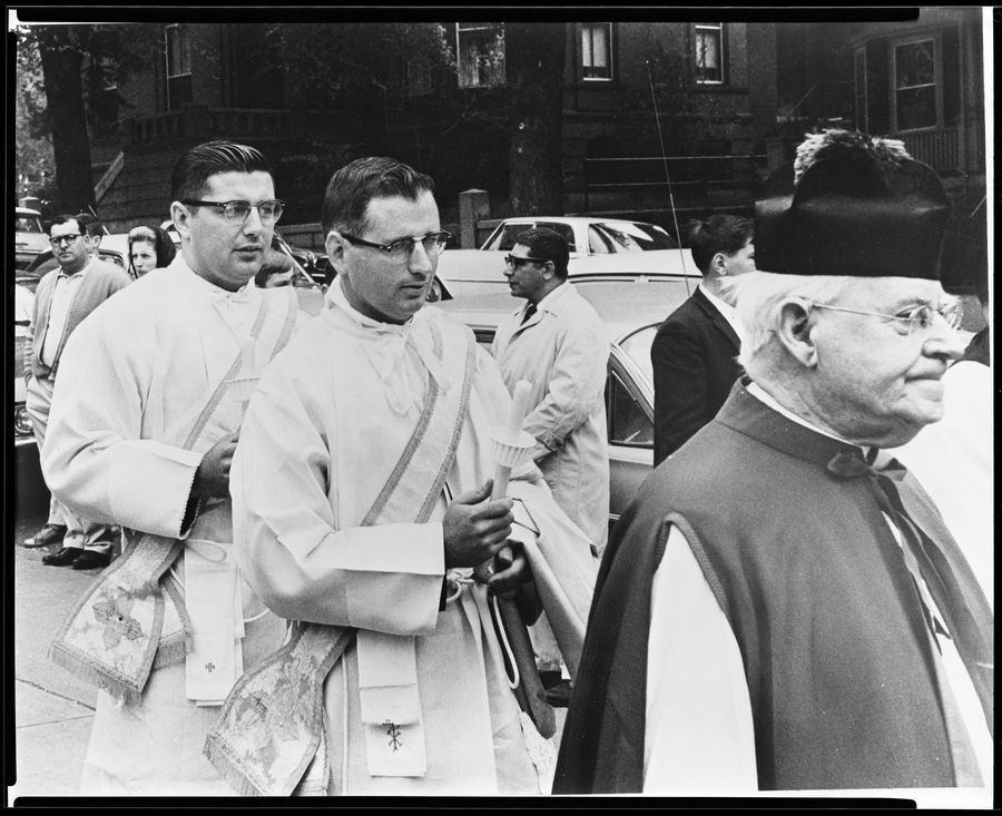 RNS-Boston-Twin-Priests 1965