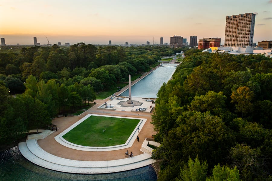 Hermann_Park_Reflection_Pool_Aerial