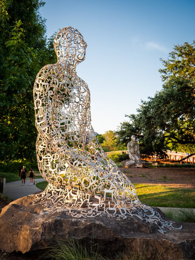 Buffalo_Bayou_Park_Sculptures_1