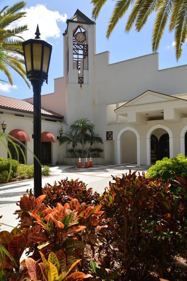 20170327_VeniceCityHall_013_SD
