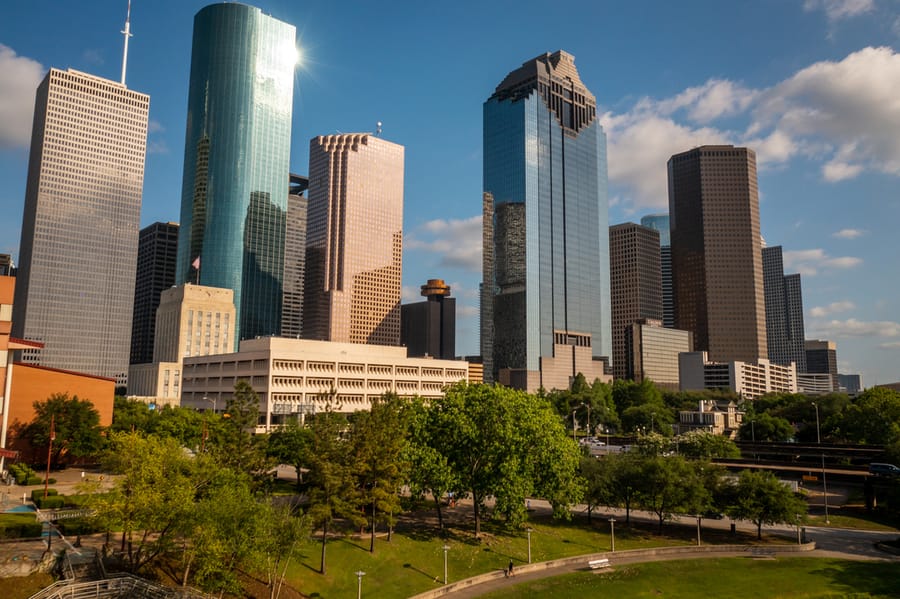 Buffalo_Bayou_Park_Skyline_1