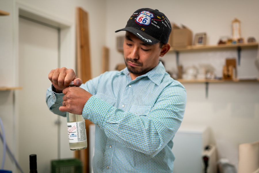 Atsuo Sakuri, Arizona Sake Shop, Holbrook_credit An Pham