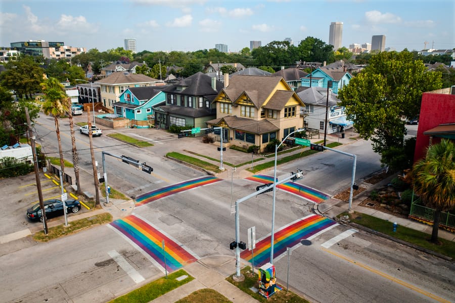 Rainbow_Crosswalk_1