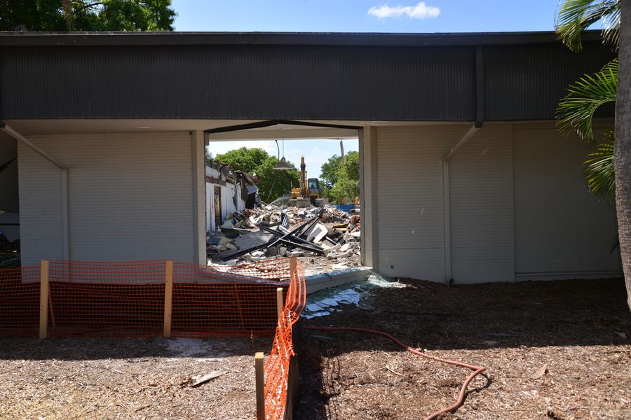 20170327_VeniceLibraryDemolition_149_SD