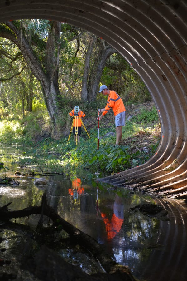 FieldWorkPipeCrossing