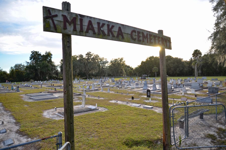 20211206_MiakkaCemetery_241_SD