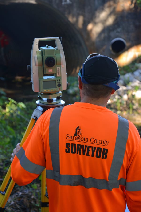 FieldWorkPipeCrossing