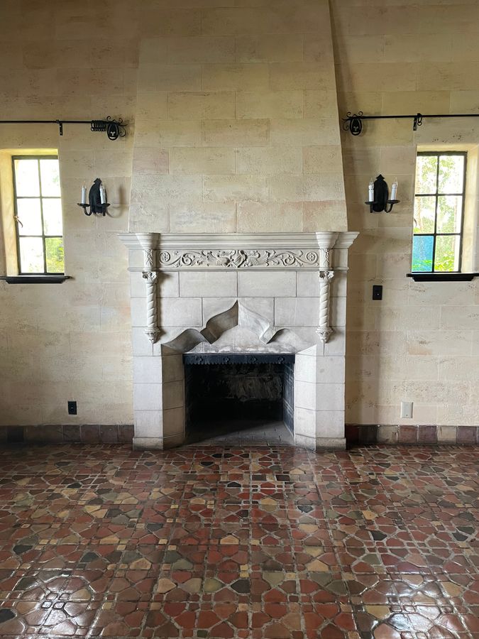 Powel Crosley Estate