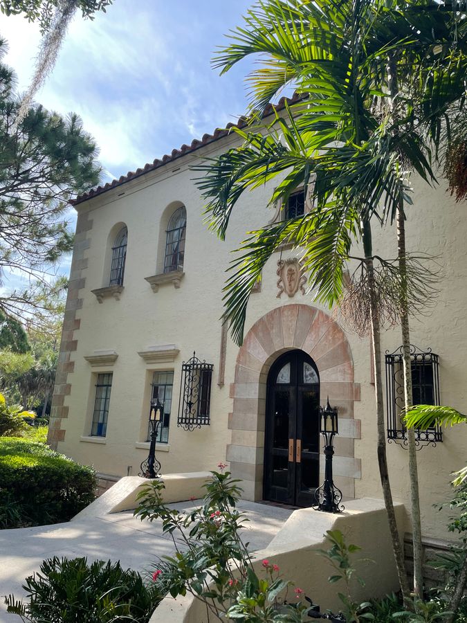 Powel Crosley Estate