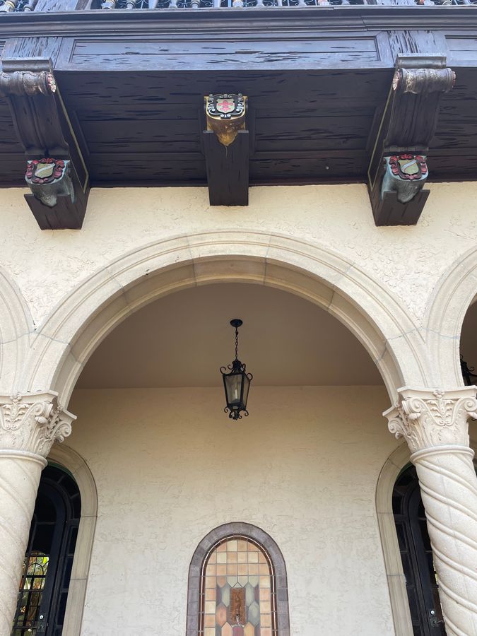 Powel Crosley Estate