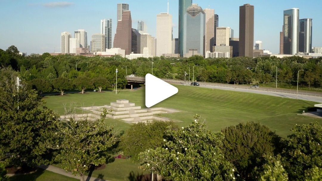 Buffalo_Bayou_Park_Police_Memorial_Aerial_2